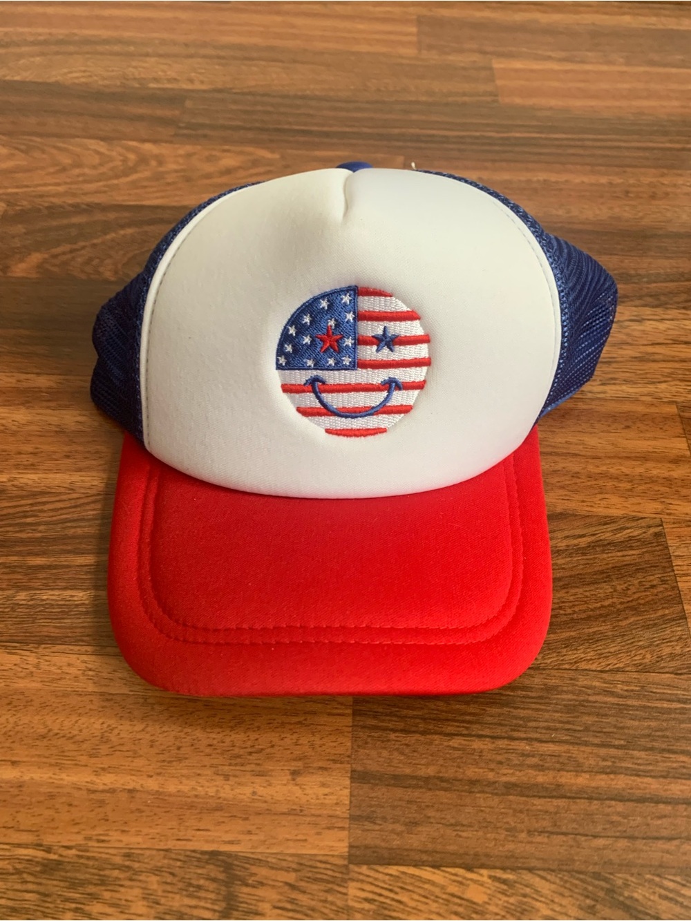 New American Flag Smiley Face Happy Trucker Hat Stars&Stripes USA Patriotic Cap